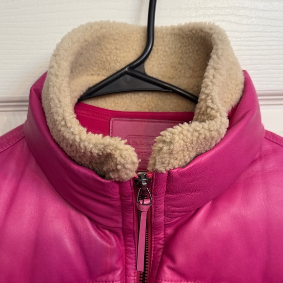 💗 Coach Fuchsia Puffer Jacket | Shearling Collar & Leather Detail | Size Small - Picture 9 of 11